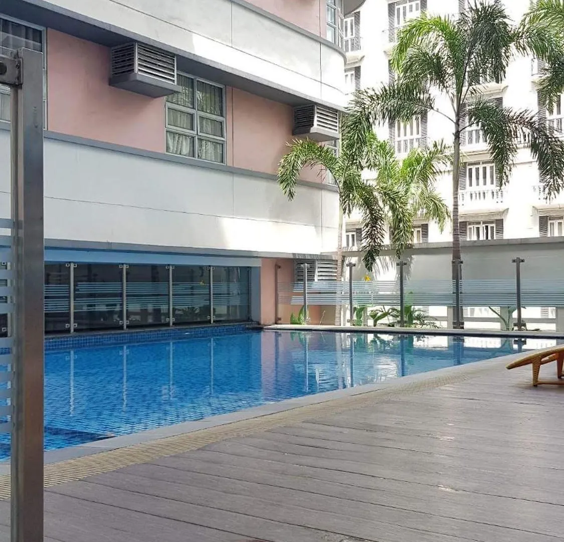 101 Newport Blvd Unit 2A Cluster 4 By Rechelle Nunag Apartment Manila